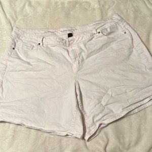Lane Bryant Womens Girlfriend‎ Short Size 26 Light Pink